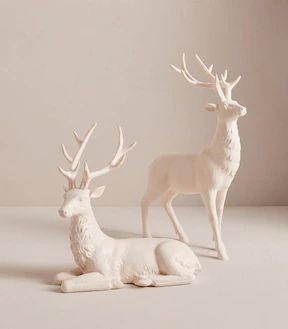 Reindeer Christmas Decoration - Assorted Reindeer Sculpture, Christmas Reindeer Decorations, White Deer, Sculpture Art Clay, Reindeer Decorations, Christmas Tabletop, Tanah Liat, Deer Art, Christmas Home Decor