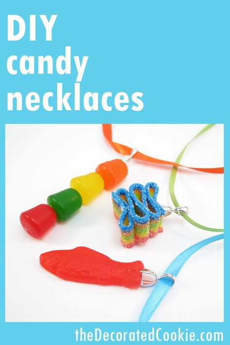 Cute crafts for kids: Make candy necklaces and easy cupcake toppers for any occasion.  #candynecklace Craft Ideas For Teen Girls, Candy Activities, Cute Crafts For Kids, Crafts Teens, Bday Brunch, Kids Craft Gifts, Diy Crafts For Teen Girls, Candy Necklace