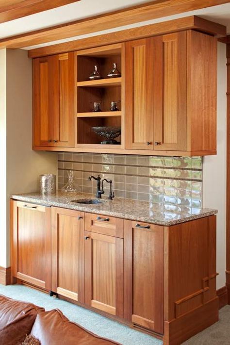 Kitchen Island Makeover Ideas, Island Ideas For Small Kitchens, Styles Of Kitchen Cabinets, Color Kitchen Island, Kitchen Island Colors, Kitchen Door Designs, Ideas For Small Kitchens, Kitchen Island Makeover, Kitchen Island Cabinets