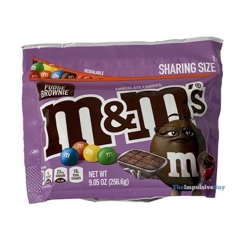 Purple M&m, Mm Brownies, Purple Snacks, M M Brownies, American Sweets, American Candy, Dark Chocolate Candy, American Chocolate, Baked Good