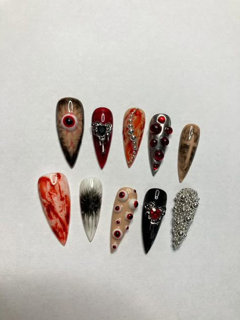 Creepy Nails Scary, Creepy Nails Acrylic, Oddity Nails, Gore Nails Art, Silent Hill Nails, Horror Themed Nails, Gory Nails, Creepy Nail Art, Gore Nails