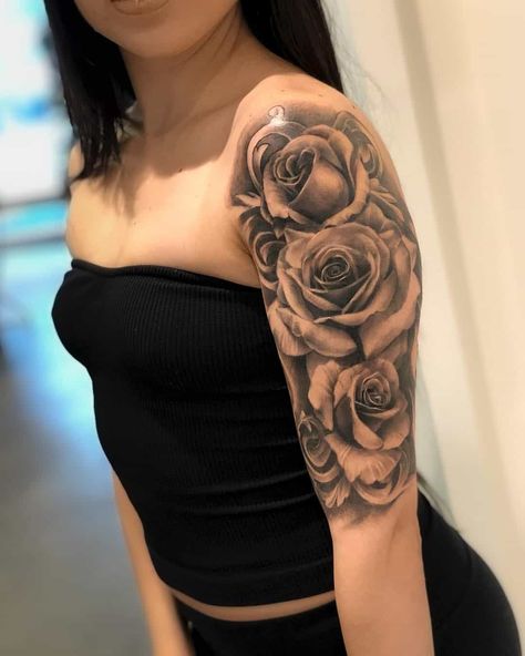 Rose Shoulder Tattoos For Women, Hood Tattoos, Girl Shoulder Tattoos, Realism Tattoos, Rose Tattoo Sleeve, Rose Tattoos For Women, Remembrance Tattoos, Hand Tattoos For Girls, Pretty Hand Tattoos