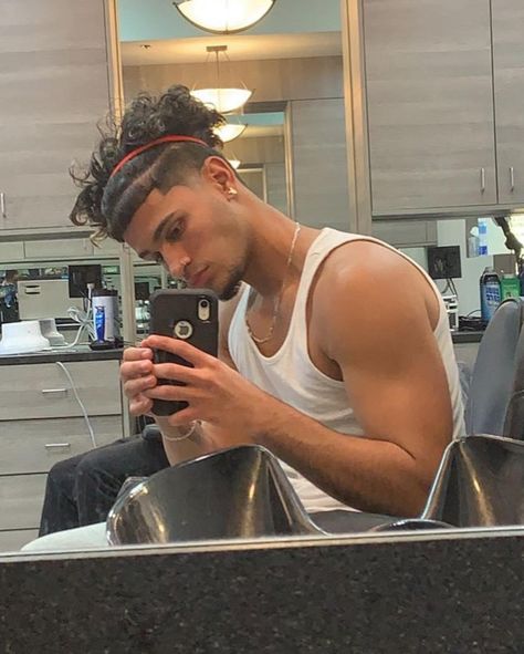 Front Taper Hairline, Taper Fade Long Curly Hair, Tapered Hairline, Front Taper, Taper Fade Long Hair, Fade Haircut Curly Hair, Long Curly Hair Men, Men Haircut Curly Hair, Tapered Hair