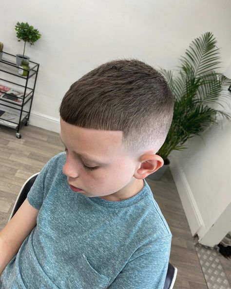 Kids Low Fade Haircut, Kids Buzz Cut Boy Haircuts, Hảir Cut For Boys Kids, Hair Cuts For Baby Boys, Low Fade Haircut Boys, Kid Haircut For Boys, Buzz Cut Boys Kids, Kids Buzz Cut, Child Haircut Boy