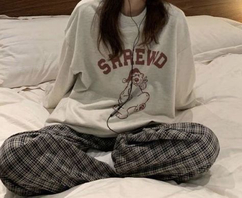 Pajamas Aesthetic, Pajama Outfit, Pajama Fashion, Cute Sleepwear, Cute Pajama Sets, Pajama Outfits, Cute Pajamas, Korean Outfits, Casual Style Outfits