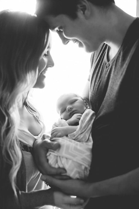 Baby und Familie: 46 Bilder zum Inspirieren! - Archzine.net Baby Net, Foto Newborn, Foto Baby, Newborn Shoot, Birth Stories, Newborn Baby Photography, Shooting Photo, Newborn Pictures, Baby Photoshoot