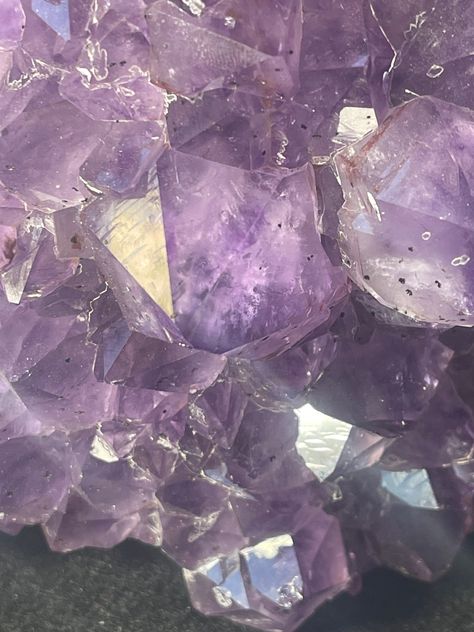 Lavender Aesthetic, Rainbow Magic, Purple Gems, Purple Themes, Purple Crystals, Purple Wallpaper, Purple Aesthetic, Shades Of Purple, Amethyst Crystal