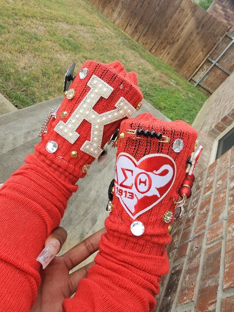 Rep your sorority with these Custom D9 junk socks Junk Socks With Charms, Charm Socks, Junk Socks, Bling Socks, Bridal Shower Chocolate, Small Classroom, Senior Homecoming, African Christmas, 2013 Swag Era