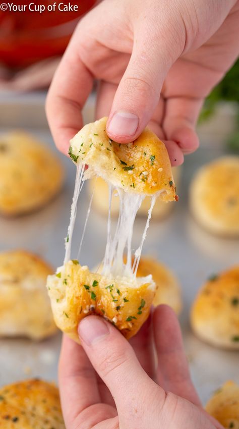 SO GOOD! Quick and Easy Cheese Bombs made with string cheese and store-bought pizza or biscuit dough! Grilled Cheese Bites And Tomato Soup, Fast And Easy Appetizers Simple, Easy Cheese, String Cheese, Pizza Bites, Cheese Bites, Cheese Appetizers, Buttermilk Biscuits, Dinner Appetizers