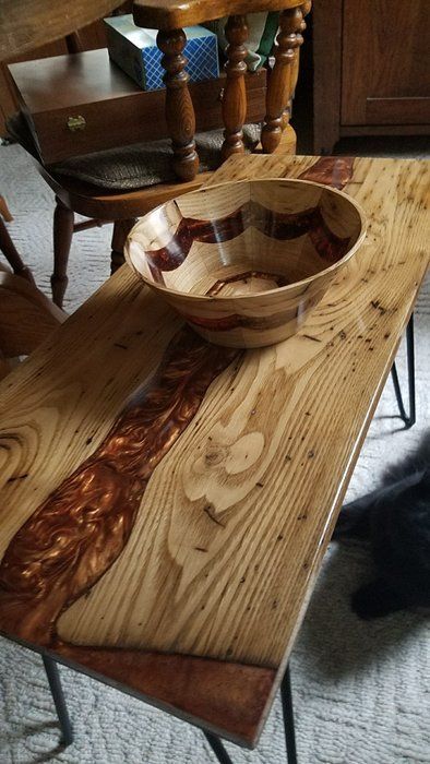 Chestnut Ideas, Wormy Chestnut, Resin Bowl, Epoxy Tables, Chestnut Wood, Making Furniture, Table Designs, Resin Furniture, Table Wood