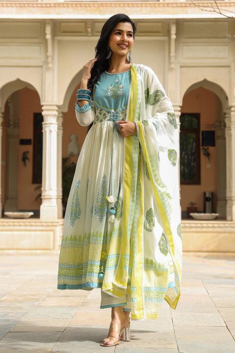 Block Print Anarkali, Plain Kurti Designs, Yellow Anarkali, Reception Bride, Girls Cotton Dresses, Party Reception, Simple Kurta Designs, Draping Fashion, Half Saree Designs