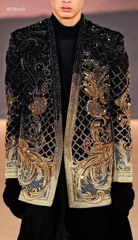 Balmain FALL 2020 MENSWEAR Fashionable Dresses, Couture Details, Fashion And Style, Fantasy Fashion, Mode Inspiration, Fashion Details, Costume Design, Couture Fashion, Daily Fashion