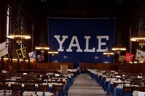 Yale Dining Hall, Yale Dorm, Yale Law, Dream University, Yale School Of Art, Yale Law School, Life After High School, College Vision Board, Law School Inspiration