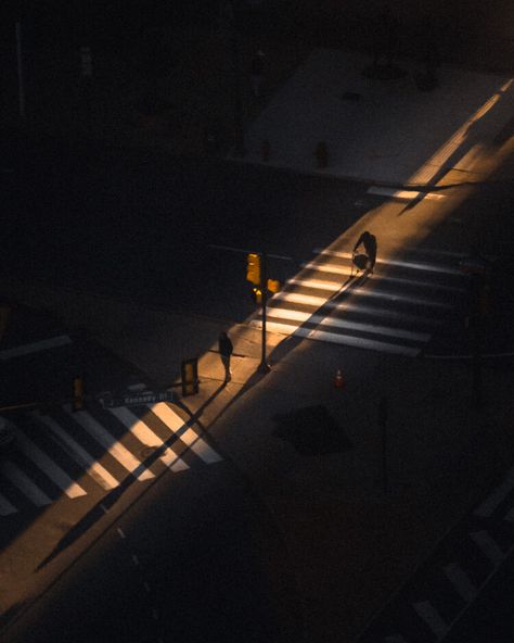 Blur City, Reflection Abstract, Lumiere Photo, Street Music, Perspective Photography, Good Photo, Street Portrait, Mood Light, Cinematic Photography