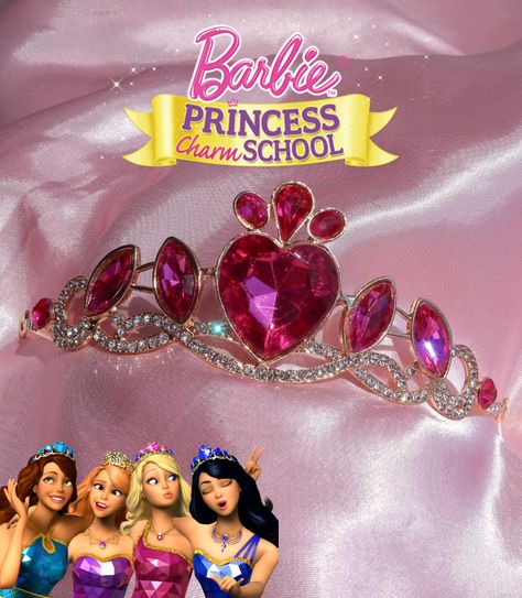 Barbie Jewerly, Heart Tiara, Sweet 16 Centerpieces, Princess Inspired Outfits, Ethereal Jewelry, Princess Charm School, Crown Birthday, Crown Gold, Disney Princess Fashion