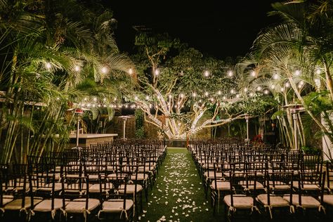 Miami Wedding Venues, Florida Wedding Venues, Unique Wedding Venues, Champagne Wedding, Miami Wedding, Outside Wedding, Wedding Officiant, Coral Gables, Wedding Night