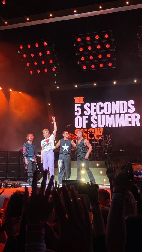 5 Seconds Of Summer, 5 Seconds, On Stage, My Favourite, Manchester, Concert