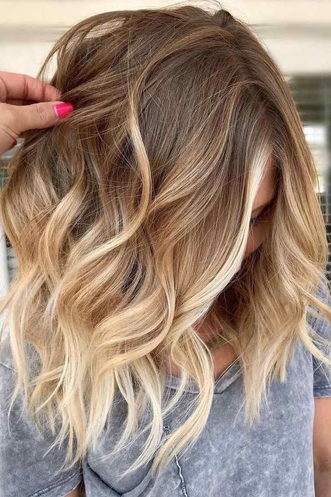 Medium Length Hairstyles, Dark Blonde, Medium Length Blonde Hair, Dark Blonde Hair Color, Dark Blonde Hair, Brown Blonde Hair, Long Blonde, Mid Length Hair, Long Blonde Hair