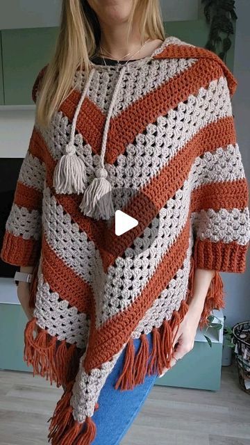 Hexagon Poncho Crochet, Patons Sierra Crochet, Granny Stitch Poncho, Uptown Poncho Crochet Pattern, Vintage Crochet Poncho 1970s, Poncho Crochet, 60’s Style, Poncho Au Crochet, Goblin Core