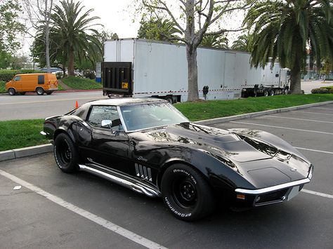 1969 Corvette Stingray, Bentley Auto, 1969 Corvette, Corvette C3, 1965 Mustang, Old Muscle Cars, Lexus Lfa, Old Vintage Cars, Chevrolet Corvette Stingray