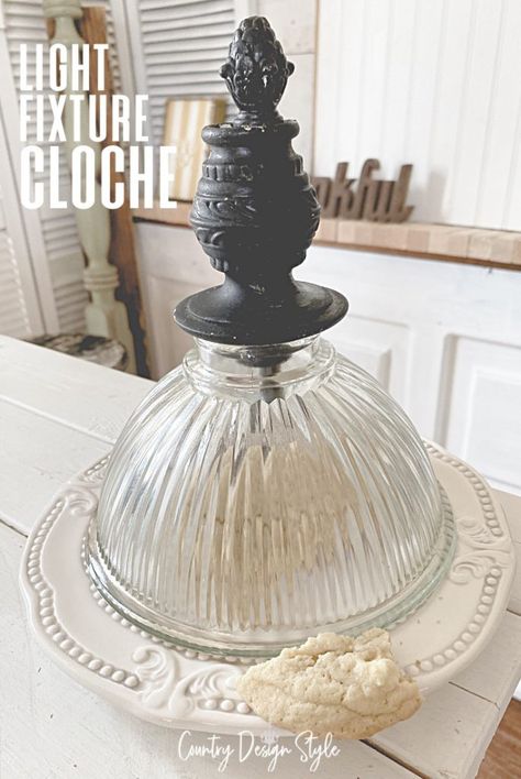 Turn a light fixture globe into a cloche fast and easy at Country Design Style #Repurposed #upcycled #homedecorDIY Globe Repurpose, Repurposed Light Globes, Glass Globes Crafts, Glass Light Globes, Up Cookies, Cloche Ideas, Artsy Projects, Globe Light Fixture, Globe Diy