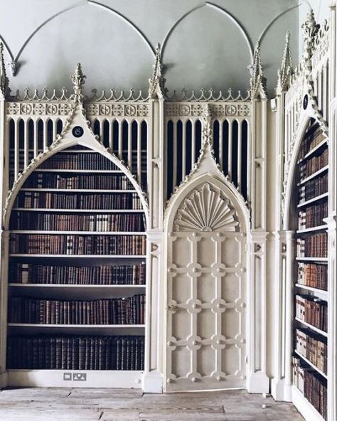 Strawberry Hill House, Goth House, Georgiana Design, Study Buddy, Strawberry Hill, Dream Library, Beautiful Library, Old Library, House Aesthetic