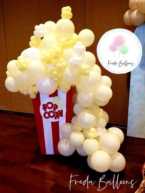 Popcorn Arch Balloons, Balloon Popcorn Decoration, Carnival Theme Balloon Garland, Movie Theme Balloon Arch, Movie Night Balloon Arch, Movie Night Balloons, Popcorn Balloons Decoration, Carnival Balloon Garland, Movie Night Balloon Garland