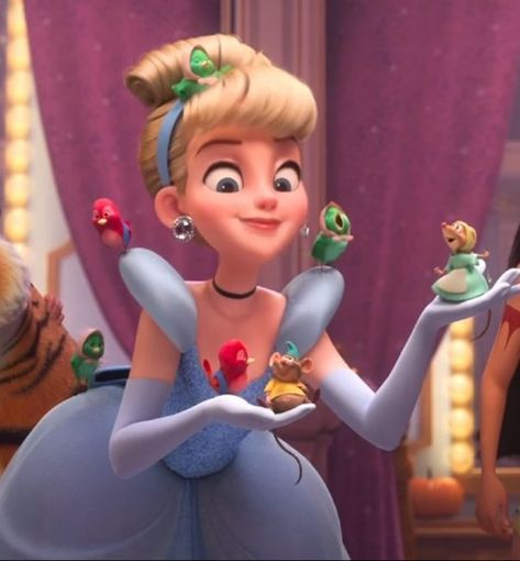 Ralph Breaks The Internet Princesses, Disney Princess Challenge, Ralph Breaks The Internet, Disney Queens, Disney Princess Cinderella, Karakter Disney, Cinderella Disney, Walt Disney Animation, Disney Princess Wallpaper