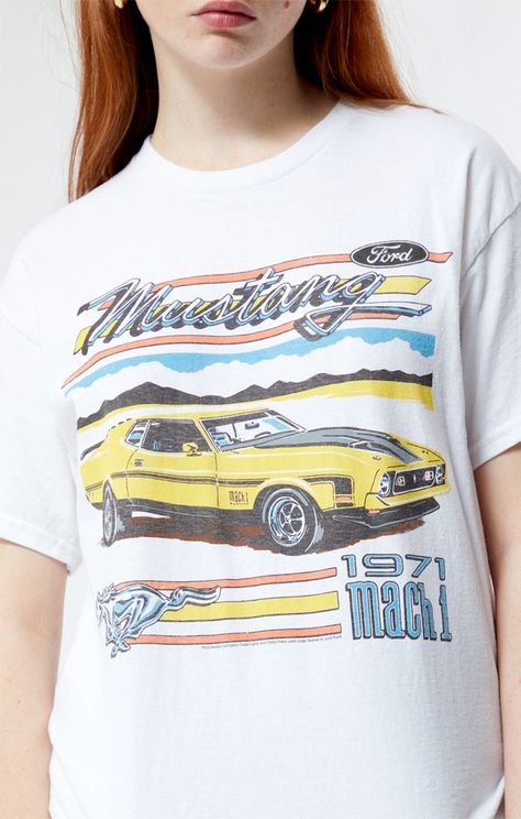 Ford Mustang 1971 T-Shirt Retro Mustang, Classic Muscle Cars, Cars Tees, Classic Cars Muscle, Top Graphic Tees, Vintage Inspired Design, Junk Food, Shirt Price, Ford Mustang