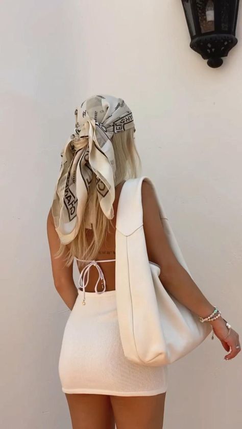 Outfit details 🤍 @adrianacanepa on IG | Cute outfits, Festival outfit, Beach outfit Europe Outfits, Vacay Outfits, Spring Summer Outfits, Festival Outfit, Scarf Hairstyles, Outfit Details, Outfits Casuales, Festival Outfits, Scarf Styles