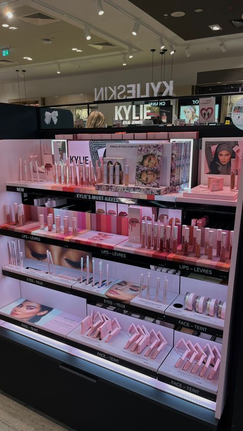 Make Up Shopping Aesthetic, Kylie Makeup Products, Makeup Shopping Aesthetic, Makeup Business Aesthetic, Sephora Makeup Aesthetic, Kylie Skin Aesthetic, Cosmetic Business Aesthetic, Sephora Aesthetic Store, Makeup Store Aesthetic