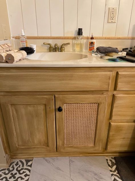 How To Update A Bathroom Vanity On A Budget * Hip & Humble Style Updating Bathroom Vanity, Vanity On A Budget, Old Bathroom Vanity, Refinished Vanity, Updated Furniture, Bathroom Vanity Redo, Diy Bathroom Vanity Makeover, Cheap Vanity, Vanity Redo