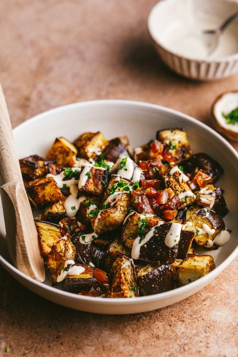 Mediterranean Eggplant Recipes, Low Carb Eggplant Recipes, Mediterranean Eggplant, Roasted Eggplant Recipes, Eggplant Recipe, Clam Recipes, Grape Salad, Roasted Eggplant, Low Carb Gluten Free