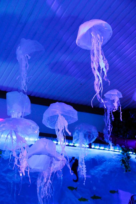 Under The Sea 18th Birthday Party, Aquatic Party Theme, Under Water Theme Decorations, Avatar Theme Party Decor, Shark Theme Wedding, Underwater Quinceanera, Ocean Decor Party, Under The Sea Xv Theme, Mermaid Dance Party