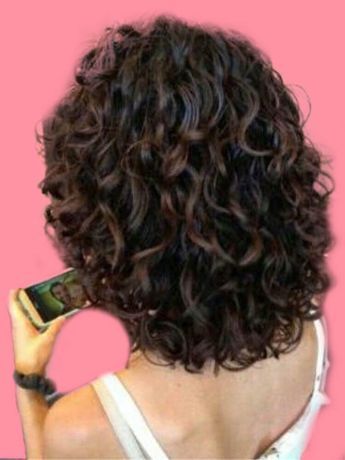 11 Attractive Short Curly Thick Hairstyles Trend in this Summer - ShowmyBeauty Undercut Curly Hair, Layered Curly Hair, Short Curly Hairstyles, Thick Curly Hair, Medium Curly Hair Styles, Haircuts For Curly Hair, Hair 2018, Curly Hair With Bangs, Curly Bob Hairstyles