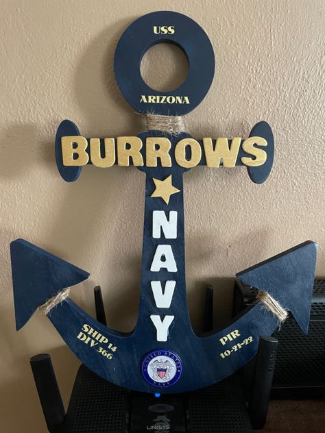 Navy Bootcamp Graduation Anchors, Navy Anchors For Graduation, Us Navy Anchor, Navy Boot Camp Graduation, Navy Cake, Navy Graduation, Navy Cakes, Navy Crafts, Boot Camp Graduation