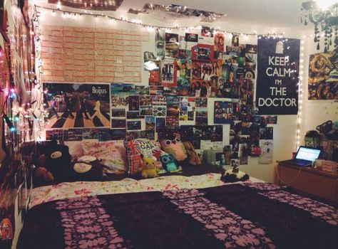 My Future room Tumblr, String Lights In The Bedroom, Cute Room Ideas, Dreamy Room, Dream Room Inspiration, Room Makeover Inspiration, Print Out, Room Setup, House Room