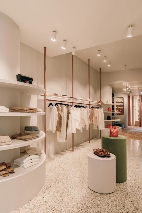 Tiffany Boutique | WeWantMore Design Studio Clothing Boutique Interior, Closet Organizers & Garment Racks, Leuven Belgium, 2022 Picture, Retail Store Interior Design, Clothing Store Interior, Retail Space Design, Clothing Store Design, Store Design Boutique