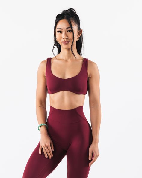 Women's Aura Sculpt Bra | Cran Matching Yoga Set, Gym Sets For Women, Cute Workout Sets, Women Workout Clothes, Fall Activewear, Sweet Sweat, Gym Bra, Fitness Wear Outfits, Workout Fashion