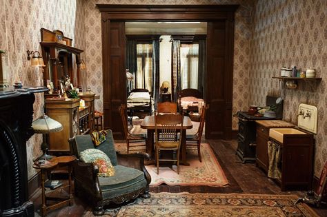 Tina and Queenie's Apartment, Fantastic Beasts Queenie Goldstein, Log Cabin Furniture, Hufflepuff Aesthetic, Cabin Furniture, Fantastic Beasts And Where, Harry Potter Fantastic Beasts, Fantastic Beasts, Architectural Digest, Wizarding World