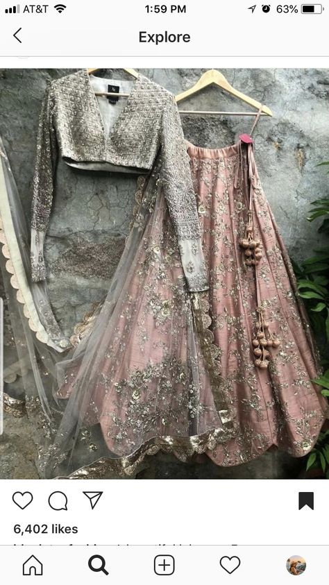 Indian Outfits Lehenga, Wedding Lehenga Designs, Lehnga Dress, Designer Bridal Lehenga, Salwar Kamiz, Red Lehenga, Indian Bridal Dress, Indian Gowns Dresses, Ghagra Choli