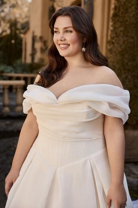 Sophia Tolli | Primrose Lane, Bridgewater NS Sophia Tolli Wedding Dresses, Tule Rok, Sophia Tolli, Special Occasion Gowns, Blue Ball Gowns, Curvy Bride, Dream Wedding Ideas Dresses, Dress Order, Crystal Blue