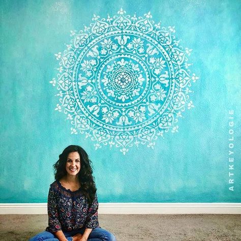 Mandala Wall Art Murals, فن الرسم بالمسامير, Wall Stencil Designs, Mandala Decals, Deco Marine, Colorful Room Decor, Creative Wall Painting, Wall Stencil Patterns, Diy Wall Painting