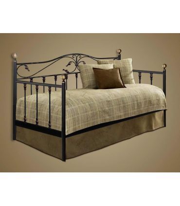 Daybed Decor, Single Day Bed, Divan Cama, Divan Sofa, Day Bed Frame, Wrought Iron Furniture, Wood Daybed, Daybed With Storage, Daybed With Trundle