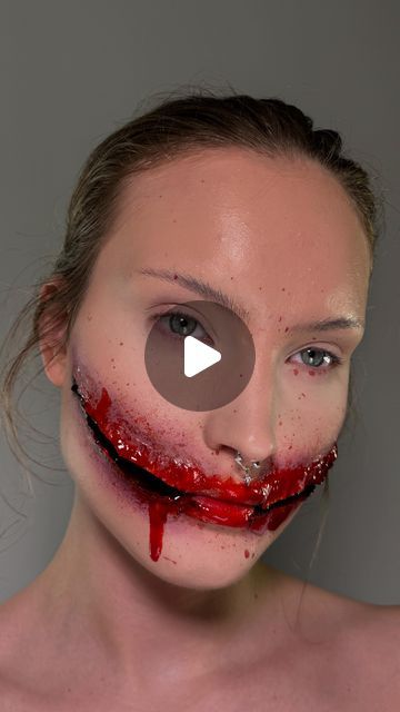 Ane Marie on Instagram: "‼️FAKE BLOOD‼️
Main products:
Liquid latex(you can use lash glue instead)
Paper towel
Black, red, burgundy eyeshadow 
@mehronmakeup fake blood

#halloween #sfx #AD"