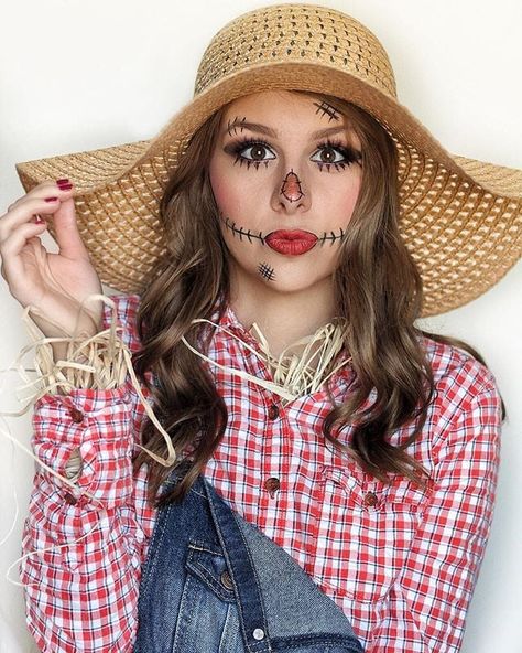 A Scarecrow Halloween Costume Ideas Easy Last Minute, Easy Last Minute Halloween Costumes For Women, Scarecrow Halloween Costume, Last Minute Halloween Kostüm, Work Appropriate Halloween Costumes, Easy Last Minute Costumes, Scarecrow Halloween Makeup, Costumes For Work, Halloween Costumes Scarecrow