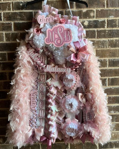 Texas Shape Mums Homecoming, Texas Hoco Mum, Texas Shaped Mums Homecoming Senior, Texas Senior Mum, Texas Shaped Homecoming Mums, Drill Team Mum, Heart Shaped Mums Homecoming, Texas Shaped Mum, Pink Homecoming Mum