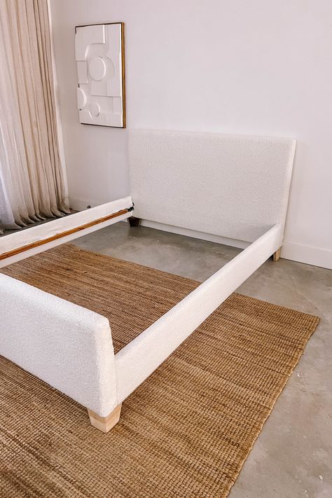 Upholstered Beds Diy, Diy Upholstered Bed Frame, Upcycle Bed, Boucle Bed Frame, Diy Upholstered Bed, Upholstered Bedframe, Queen Bed Frame Diy, Upcycle Frames, Ikea Bed Frames