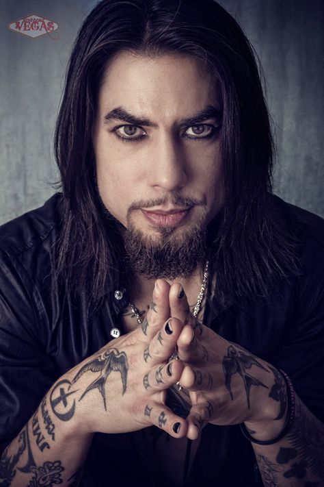 Dave Navarro of Janes Addiction / INK Masters - Photo by Reverend Vegas(www.reverend-vegas.com) Dave Navarro Tattoos, Dave Navarro Ink Master, Chef Tattoo, Dave Navarro, Red Ink Tattoos, Ink Master, I'm With The Band, Celebrity Tattoos, S Tattoo