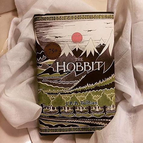 The Hobbit Book Aesthetic, The Hobbit Book, September Moodboard, Hobbit Aesthetic, Fall Reads, Holes Book, Hobbit Book, Penguin Clothbound Classics, Books Wishlist